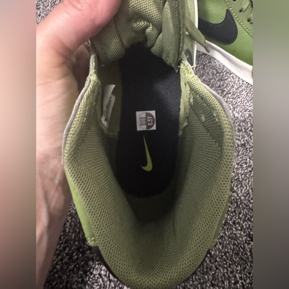 NIKE Blazer Mid 77 Asparagus - Picture 10 of 11